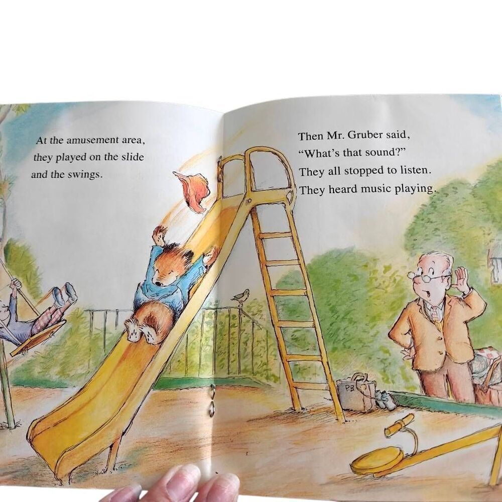 Paddington's Day Off I Can Read Book - Picture 3 of 3